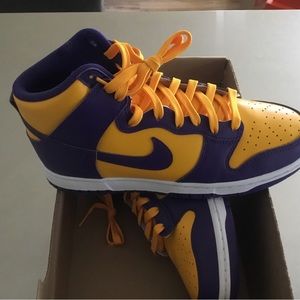 Men’s Nike Dunk High Retro size 8.5